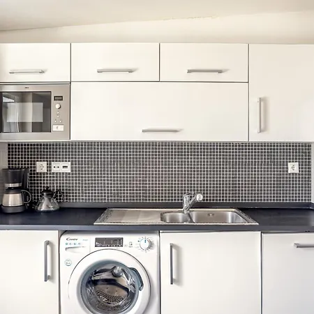 Апартаменты Downtown Riverside By Homing *