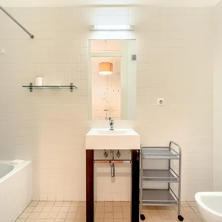 Downtown Riverside By Homing * Lisbon