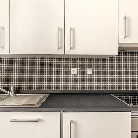 Downtown Riverside By Homing Lisbon