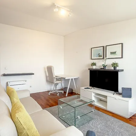 Downtown Riverside By Homing Apartamento