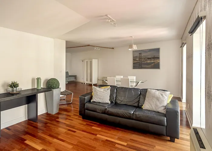 Apartment Downtown Riverside By Homing *